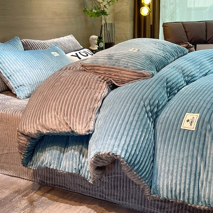 91家纺网 家纺一手货源 找家纺 （总）经年 2025年新款200克双面加厚魔法绒牛奶绒四件套