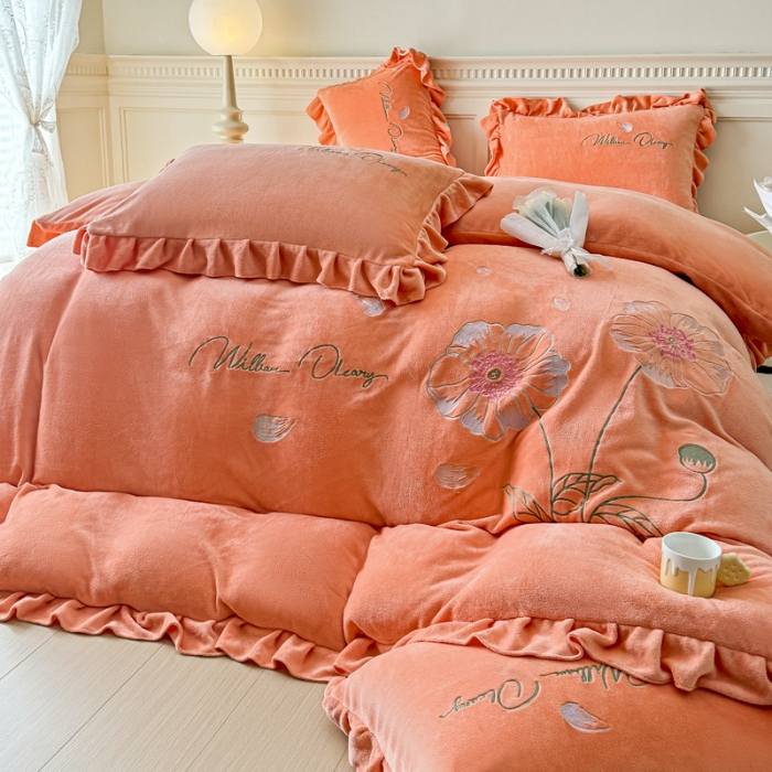 91家纺网 家纺一手货源 找家纺 （总）【苏东来】高端韩版花边加厚少女心法式公主风大版花卉牛奶绒刺绣贴布绣四件套小清新兔毛绒法莱绒床盖被套床单床裙款