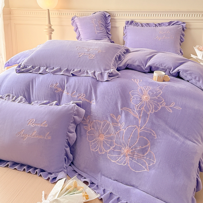 91家纺网 家纺一手货源 找家纺 （总）【苏东来】高端韩版花边加厚少女心法式公主风大版花卉牛奶绒刺绣贴布绣四件套小清新兔毛绒法莱绒床盖被套床单床裙款