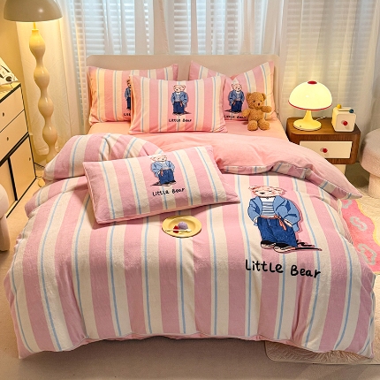 91家纺网 家纺一手货源 找家纺 （总）2025新款高克重大版卡通牛奶绒婴儿绒四件套 跑量 直播款