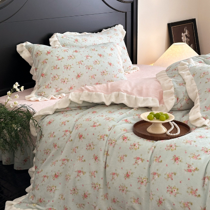 91家纺网 家纺一手货源 找家纺 （总）潘朵拉家纺 2024爆款绒法式双层牛奶绒花边四件套