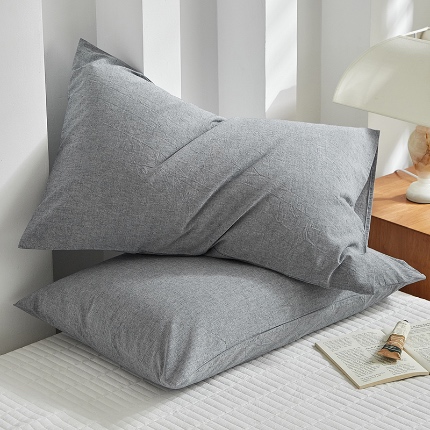 91家纺网 家纺一手货源 找家纺 （总）呦呦南宋 纯棉简约款枕套 母婴级A类全棉色织水洗棉无印风单品一对装全棉枕头套