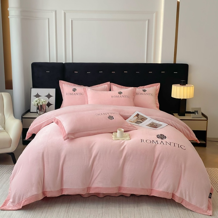 91家纺网 家纺一手货源 找家纺 （总）2025秋冬230g9斤全消光牛奶绒双拼绣花四件套绒宽边被套高端轻奢山茶花系列