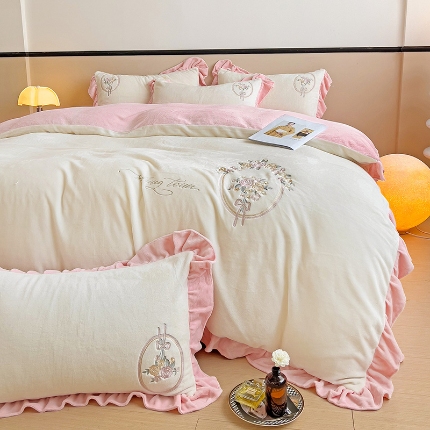 91家纺网 家纺一手货源 找家纺 （总）星尚家纺 2024全消光230gA类牛奶绒绣花四件套刺绣加厚保暖牛奶绒-伊莉雅