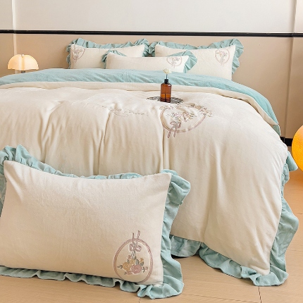 91家纺网 家纺一手货源 找家纺 （总）星尚家纺 2024全消光230gA类牛奶绒绣花四件套刺绣加厚保暖牛奶绒-伊莉雅