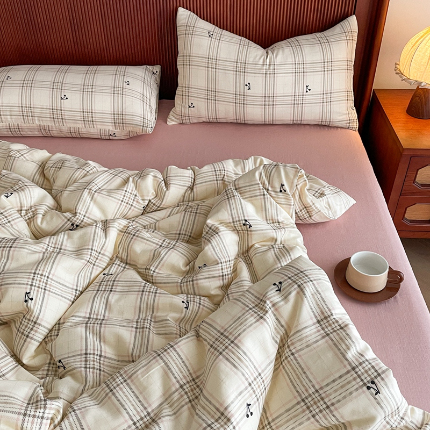 91家纺网 家纺一手货源 找家纺 （总）一比一家纺 2025新款全棉母婴级抗菌有氧全棉双层纱亲肤全棉小清新印花三件套四件套