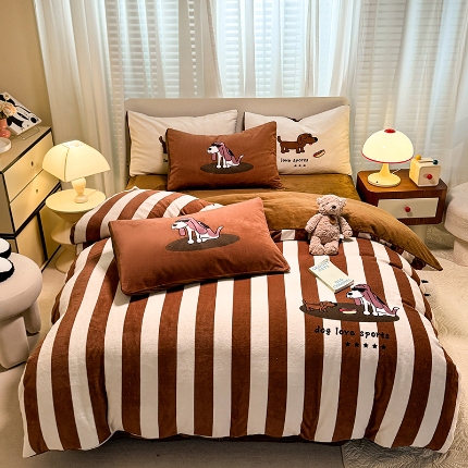 91家纺网 家纺一手货源 找家纺 （总）2025新款高克重大版卡通牛奶绒婴儿绒四件套 跑量 直播款