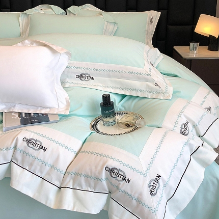 91家纺网 家纺一手货源 找家纺 秋冬加厚超柔超细旦长绒棉磨毛刺绣四件套全棉100%纯棉床品 克里斯汀-淡湖绿-超细旦超柔长绒棉