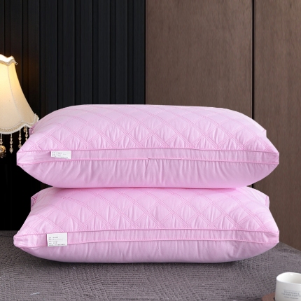 91家纺网 家纺一手货源 找家纺 兴丝露枕芯 五色全棉三线格羽丝枕  绗缝枕头 全棉立体枕芯 全棉枕芯