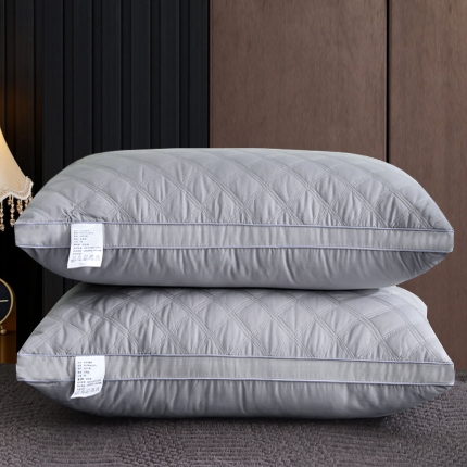 91家纺网 家纺一手货源 找家纺 兴丝露枕芯 五色全棉三线格羽丝枕 绗缝枕头 全棉立体枕芯 全棉枕芯