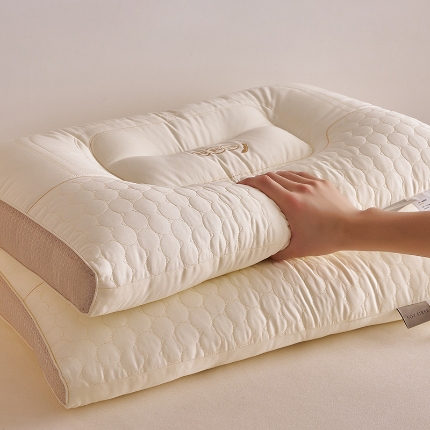 91家纺网 家纺一手货源 找家纺 （总）乐可 2024新款金丝豆护颈枕枕头枕芯