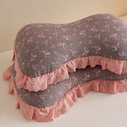 91家纺网 家纺一手货源 找家纺 （总）乐可 2024新款A类全棉双层纱碎花蝴蝶荞麦枕 枕头枕芯