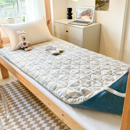 91家纺网 家纺一手货源 找家纺 （总）魅图家纺 2025新款秋冬两用可拆洗棉花学生床垫