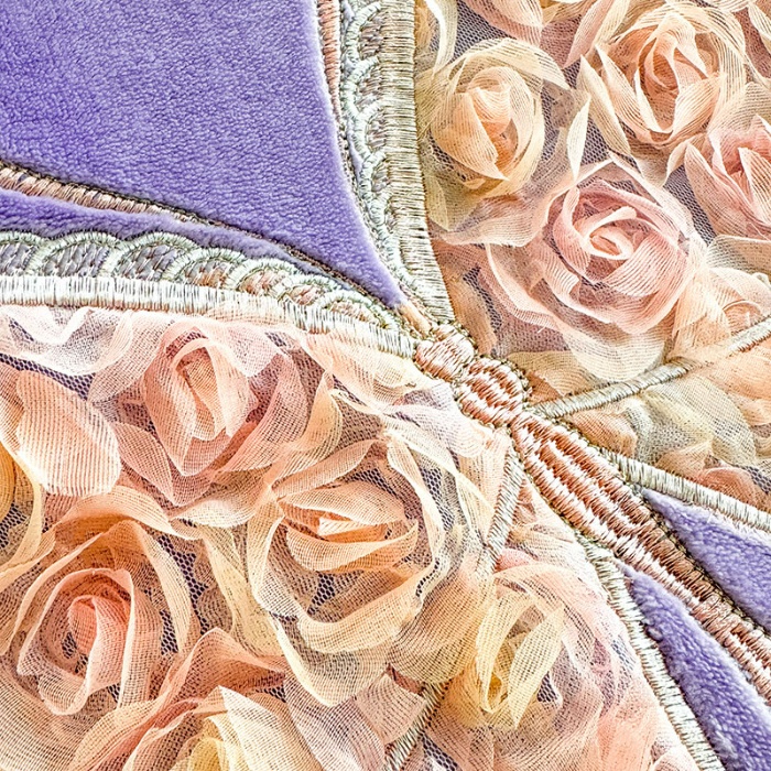 91家纺网 家纺一手货源 找家纺 苏米娜2024秋冬新款230g法式公主粉少女心牛奶绒四件套法莱绒金貂绒兔兔绒牛奶绒床裙款四件套蝴蝶花绒床盖款四件套  蝶恋花—梦幻紫 