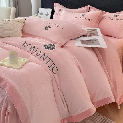 （总）2025秋冬230g9斤全消光牛奶绒双拼绣花四件套绒宽边被套高端轻奢山茶花系列