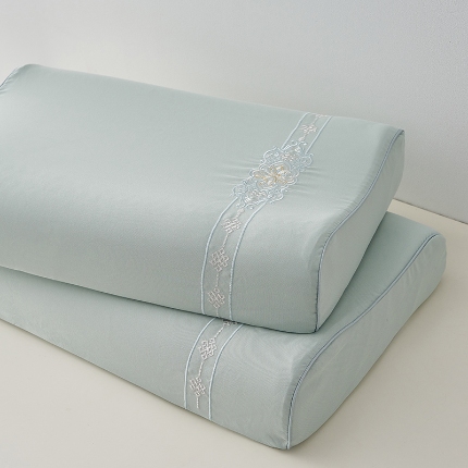 91家纺网 家纺一手货源 找家纺 （总）乐可 2024新款刺绣乳胶枕枕头枕芯