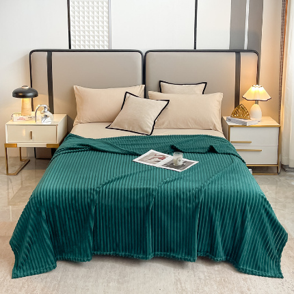 91家纺网 家纺一手货源 找家纺 （总）一帆毯业 2024新款抽条压缩代发抽空跨境外贸260克兔毛珊瑚法兰绒空调毯子抽条毛毯简约牛奶绒盖毯