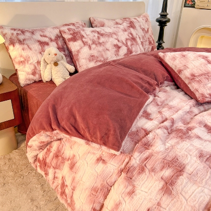 91家纺网 家纺一手货源 找家纺 （总）2025年新款 高克重 兔毛绒 牛奶绒四件套 直播首选-菱格系列