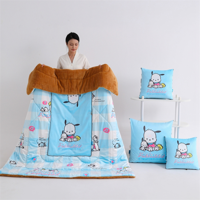 91家纺网 家纺一手货源 找家纺 照世家纺 2024新款三丽鸥印花抱枕被（控价59、82、109、139） 帕恰狗