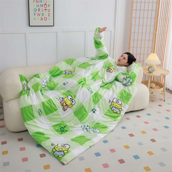 91家纺网 家纺一手货源 找家纺 照世家纺 2024新款卡通三丽鸥水晶绒多功能带袖一体式懒人被 大眼蛙