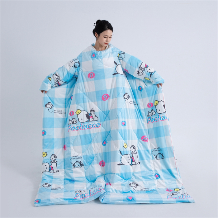 91家纺网 家纺一手货源 找家纺 照世家纺 2024新款卡通三丽鸥水晶绒多功能带袖一体式懒人被 帕恰狗