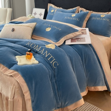 91家纺网 家纺一手货源 找家纺 （总）漫布云2025秋冬230g9斤全消光牛奶绒双拼绣花四件套绒宽边被套高端轻奢山茶花系列