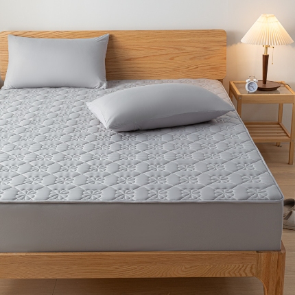 91家纺网 家纺一手货源 找家纺 （总）跨境专供 2024新款四叶草A类原棉大豆抗菌夹棉防水床笠床垫保护罩