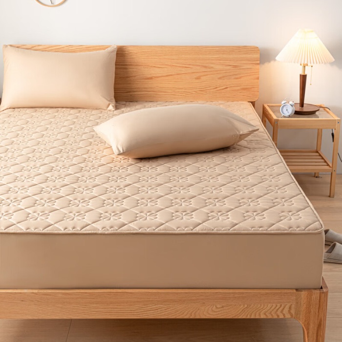 91家纺网 家纺一手货源 找家纺 （总）跨境专供 2024新款四叶草A类原棉大豆抗菌夹棉防水床笠床垫保护罩