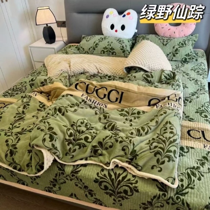 91家纺网 家纺一手货源 找家纺 （总）梦迪心牛奶绒床盖枕套三件套 200*230CM枕套74*48CM