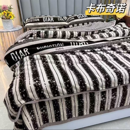 91家纺网 家纺一手货源 找家纺 （总）梦迪心牛奶绒床盖枕套三件套 200*230CM枕套74*48CM