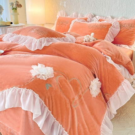 91家纺网 家纺一手货源 找家纺 （总）2025秋冬新款230g法式公主粉少女心牛奶绒四件套法莱绒金貂绒兔兔绒牛奶绒床裙款四件套蝴蝶花床盖款四件套