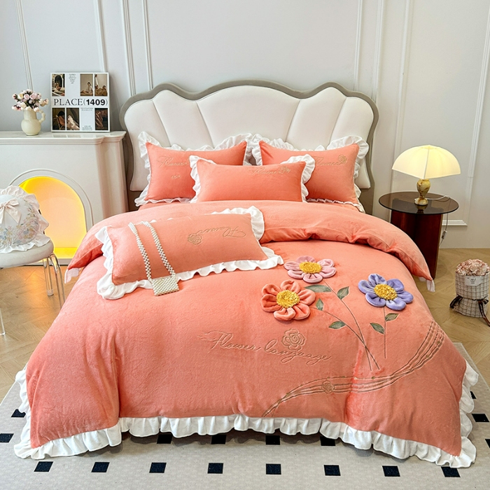 91家纺网 家纺一手货源 找家纺 9斤高端韩版少女心法式公主风贴布绣花牛奶绒四件套小清新绒兔毛绒法莱绒床盖被套丝绒兔毛绒法莱绒床盖被套 锦上添花-艾玛橙 