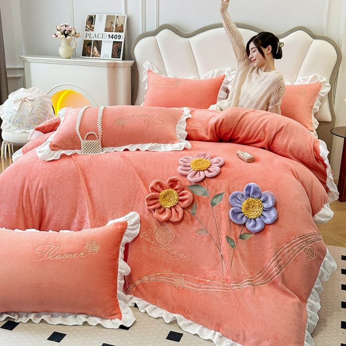 91家纺网 家纺一手货源 找家纺 9斤高端韩版少女心法式公主风贴布绣花牛奶绒四件套小清新绒兔毛绒法莱绒床盖被套丝绒兔毛绒法莱绒床盖被套 锦上添花-艾玛橙 