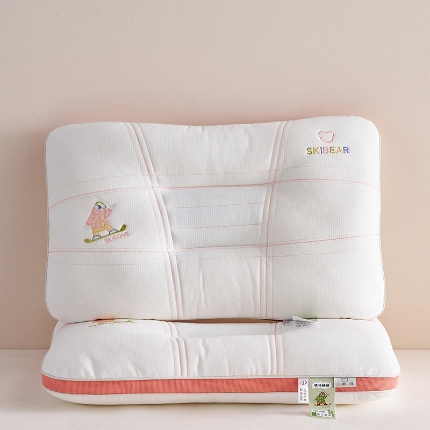 91家纺网 家纺一手货源 找家纺 （总）乐可 2024新款滑板熊决明子枕儿童枕学生枕 枕头枕芯