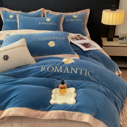 （总）漫布云2025秋冬230g9斤全消光牛奶绒双拼绣花四件套宽边被套高端轻奢山茶花系列