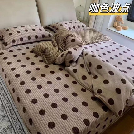 91家纺网 家纺一手货源 找家纺 （总）豆豆绒被罩款四件套 牛奶绒床盖三件套 冬季夹棉加绒床盖枕套