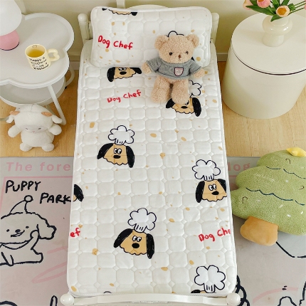 91家纺网 家纺一手货源 找家纺 （总）禧缘家纺（原梦想家） 2024新款儿童牛奶绒夹棉儿童床垫（可定制）