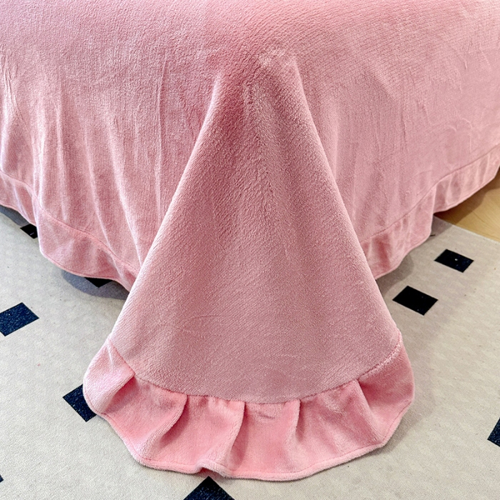 91家纺网 家纺一手货源 找家纺 9斤高端韩版少女心法式公主风贴布绣花牛奶绒四件套小清新绒兔毛绒法莱绒床盖被套丝绒兔毛绒法莱绒床盖被套 锦上添花-奶油粉