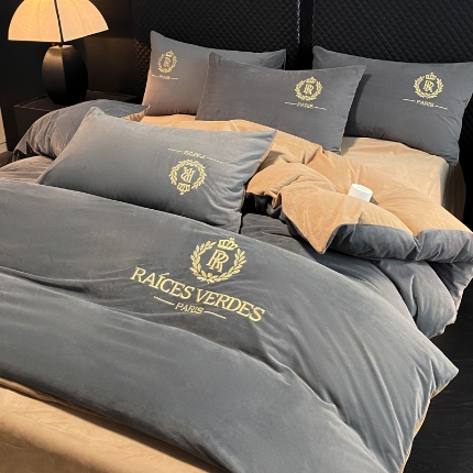 91家纺网 家纺一手货源 找家纺 （总）如一 2024新款水晶绒纯色刺绣四件套 法莱牛奶绒高克重套件