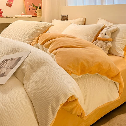 91家纺网 家纺一手货源 找家纺 （总）如一 2024新款立体雕花牛奶绒四件套单品-单被套