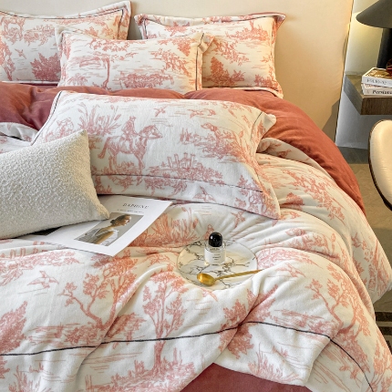 91家纺网 家纺一手货源 找家纺 （总）2025年新款 230克宝宝婴儿牛奶绒水墨画工艺款床裙款四件套