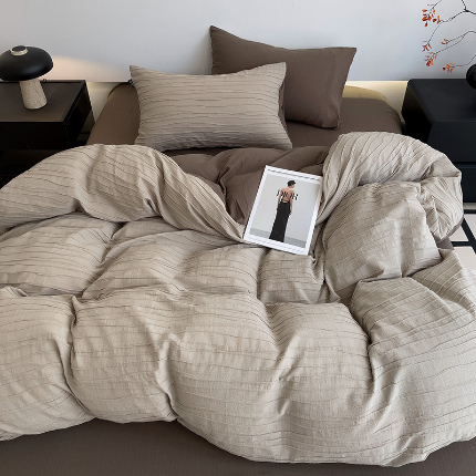 91家纺网 家纺一手货源 找家纺 静家居 2025新款全棉水洗皱皱纱大提花四件套-思路也宅男系列 思路也-白