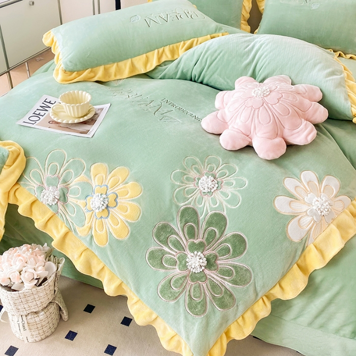 91家纺网 家纺一手货源 找家纺 9斤高端韩版少女心法式公主风贴布绣花牛奶绒四件套小清新绒兔毛绒法莱绒床盖被套丝绒兔毛绒法莱绒床盖被套  潘多拉-新芽绿 