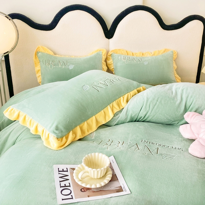 91家纺网 家纺一手货源 找家纺 9斤高端韩版少女心法式公主风贴布绣花牛奶绒四件套小清新绒兔毛绒法莱绒床盖被套丝绒兔毛绒法莱绒床盖被套  潘多拉-新芽绿 