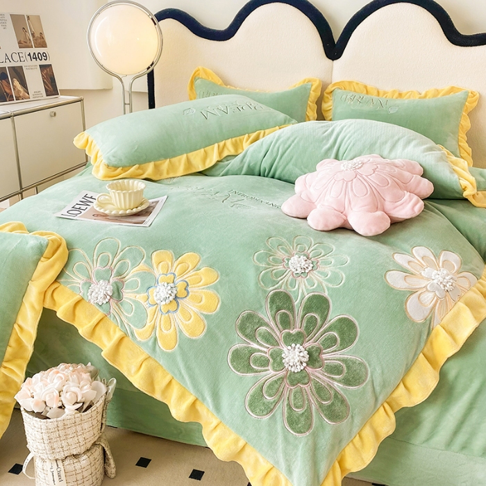 91家纺网 家纺一手货源 找家纺 9斤高端韩版少女心法式公主风贴布绣花牛奶绒四件套小清新绒兔毛绒法莱绒床盖被套丝绒兔毛绒法莱绒床盖被套  潘多拉-新芽绿 