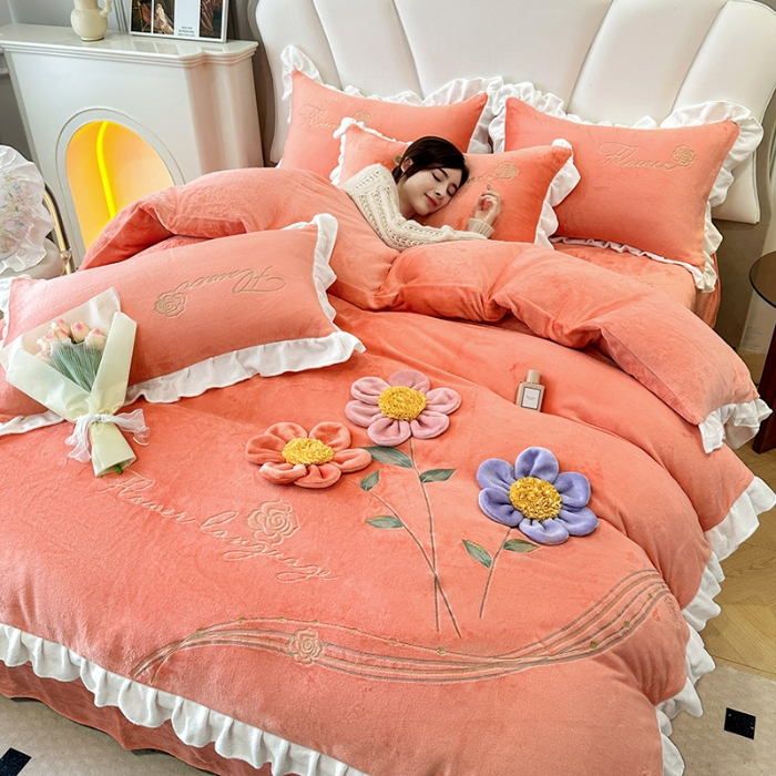 91家纺网 家纺一手货源 找家纺 9斤高端韩版少女心法式公主风贴布绣花牛奶绒四件套小清新绒兔毛绒法莱绒床盖被套丝绒兔毛绒法莱绒床盖被套 锦上添花-艾玛橙 