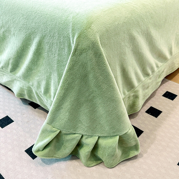 91家纺网 家纺一手货源 找家纺 9斤高端韩版少女心法式公主风贴布绣花牛奶绒四件套小清新绒兔毛绒法莱绒床盖被套丝绒兔毛绒法莱绒床盖被套  锦上添花-新芽绿