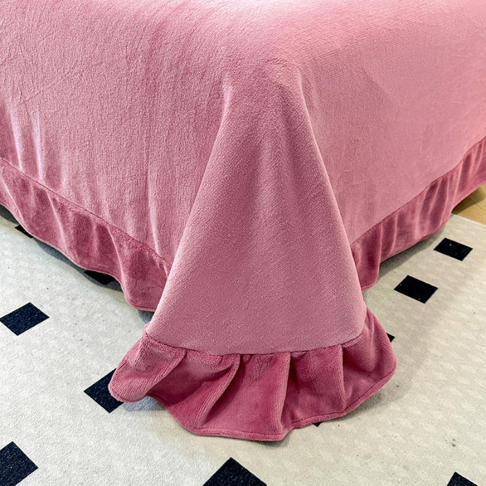 91家纺网 家纺一手货源 找家纺 9斤高端韩版少女心法式公主风贴布绣花牛奶绒四件套小清新绒兔毛绒法莱绒床盖被套丝绒兔毛绒法莱绒床盖被套  锦上添花-豆沙红 