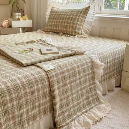 91家纺网 家纺一手货源 找家纺 （总）A类纯棉色织水洗棉床盖240*260CM全棉条纹三件套花边格子四季通用