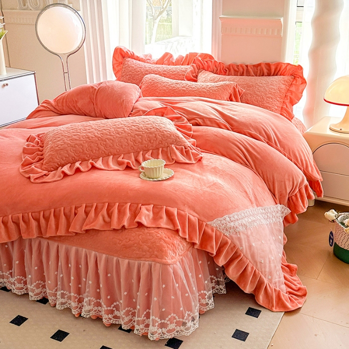 91家纺网 家纺一手货源 找家纺 苏米娜2024秋冬新款220g全消光牛奶绒床盖四件套12斤重加厚婴儿绒法莱绒床裙款床盖款四件套 浪漫花语—艾玛橙  